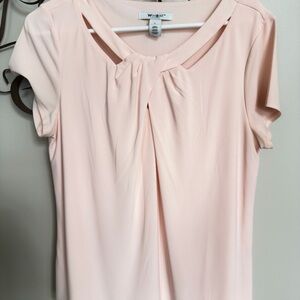 White House Black Market Women's Blush Pleated Blouse